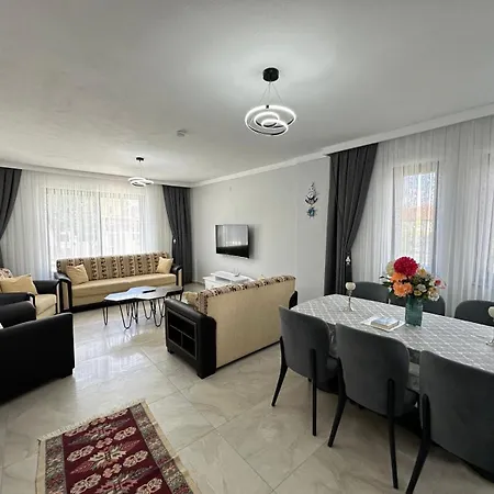 Villa's Tomris Villa *